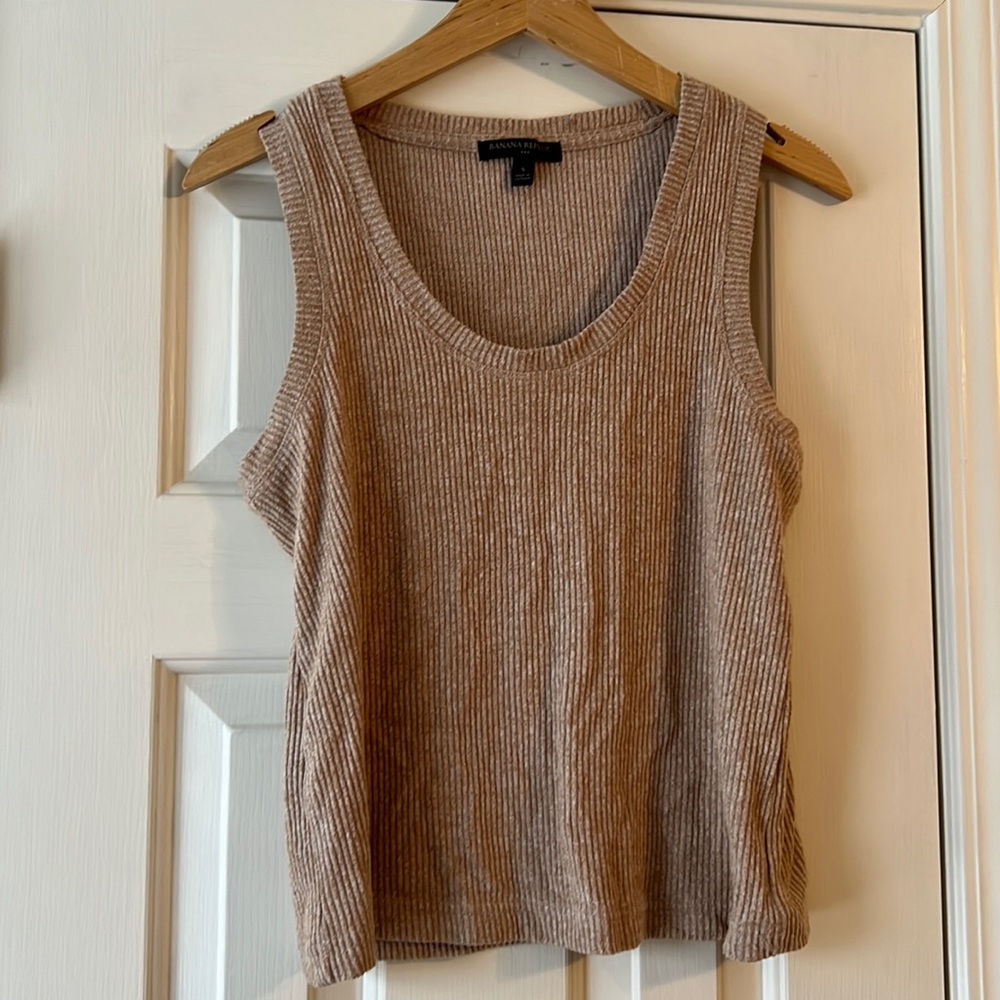 Banana Republic factory lounge tank